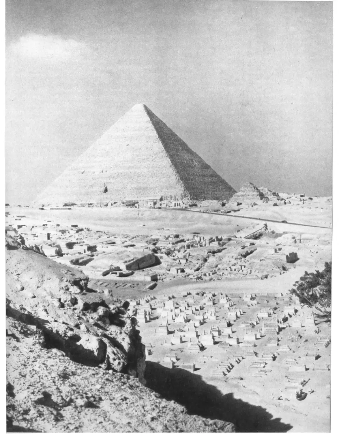 Вклейка. Пирамида Хеопса. Древнее царство IV династия