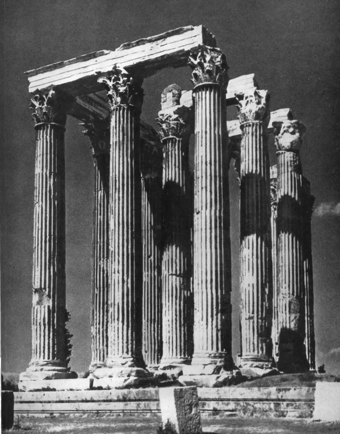 Вклейка. Афины. Храм Зевса Олимпийского, II в. до н. э.
