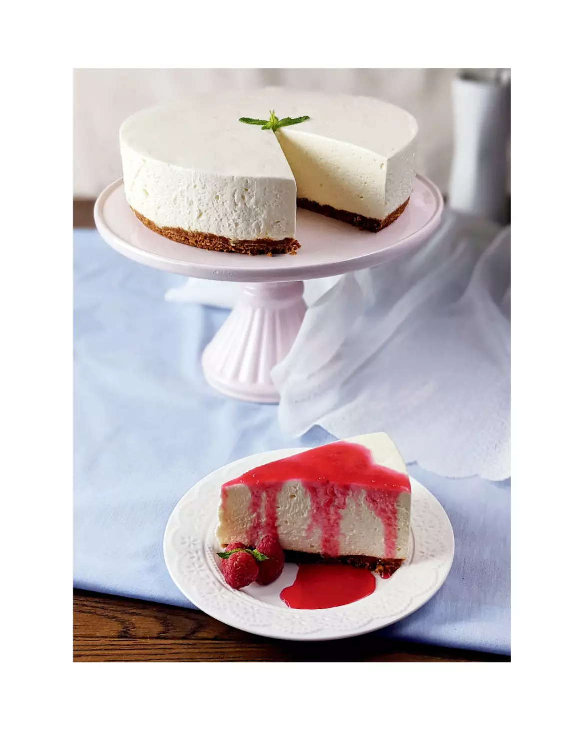 Rare Honey Cheesecake with a Raspberry Sauce